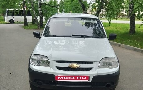 Chevrolet Niva I рестайлинг, 2014 год, 520 000 рублей, 10 фотография