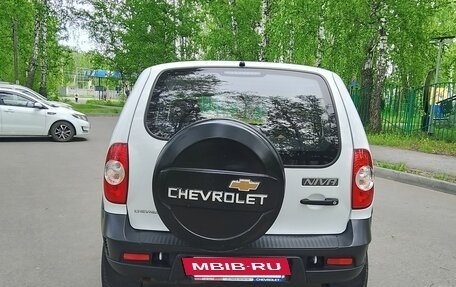 Chevrolet Niva I рестайлинг, 2014 год, 520 000 рублей, 4 фотография