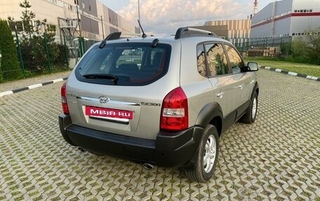 Hyundai Tucson III, 2007 год, 850 000 рублей, 2 фотография