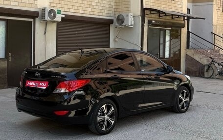 Hyundai Solaris II рестайлинг, 2012 год, 730 000 рублей, 1 фотография