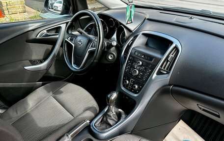 Opel Astra J, 2013 год, 759 999 рублей, 15 фотография