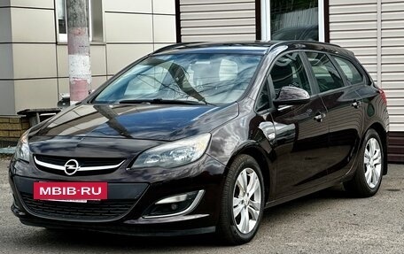 Opel Astra J, 2013 год, 759 999 рублей, 8 фотография