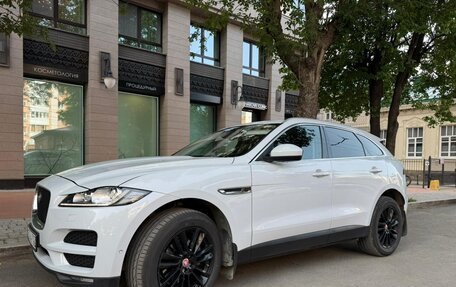Jaguar F-Pace, 2016 год, 2 450 000 рублей, 8 фотография