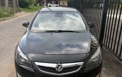 Opel Astra J, 2010 год, 700 000 рублей, 1 фотография