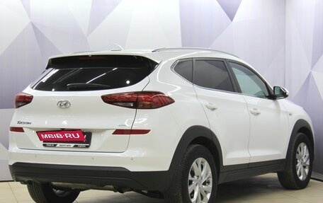 Hyundai Tucson III, 2018 год, 1 995 000 рублей, 5 фотография