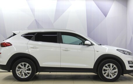 Hyundai Tucson III, 2018 год, 1 995 000 рублей, 6 фотография