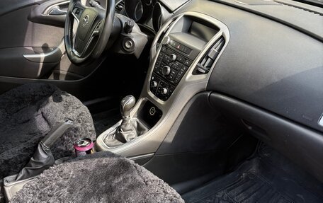 Opel Astra J, 2010 год, 700 000 рублей, 7 фотография
