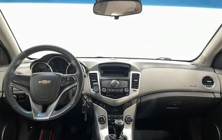 Chevrolet Cruze II, 2010 год, 649 000 рублей, 11 фотография
