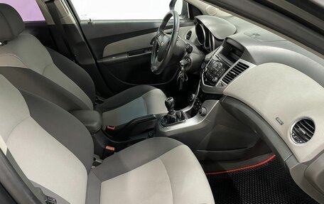 Chevrolet Cruze II, 2010 год, 649 000 рублей, 19 фотография