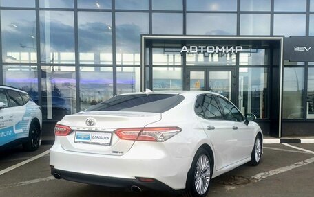 Toyota Camry, 2019 год, 3 199 000 рублей, 5 фотография