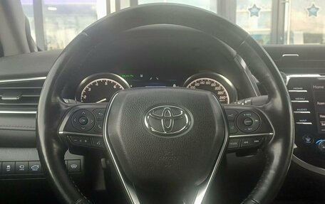Toyota Camry, 2019 год, 3 199 000 рублей, 12 фотография