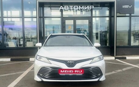 Toyota Camry, 2019 год, 3 199 000 рублей, 2 фотография