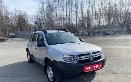 Renault Duster I рестайлинг, 2016 год, 934 000 рублей, 3 фотография