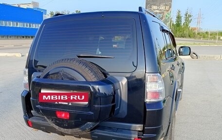 Mitsubishi Pajero IV, 2011 год, 1 975 000 рублей, 5 фотография