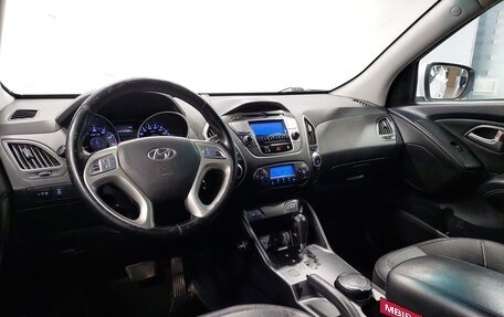 Hyundai ix35 I рестайлинг, 2013 год, 1 050 000 рублей, 11 фотография