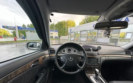 Mercedes-Benz E-Класс, 2003 год, 1 299 000 рублей, 21 фотография