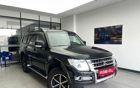 Mitsubishi Pajero IV, 2015 год, 3 130 000 рублей, 3 фотография