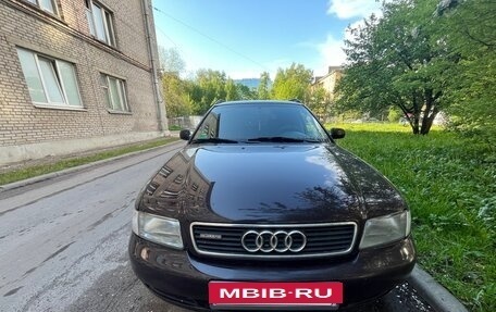 Audi A4, 1996 год, 690 000 рублей, 3 фотография