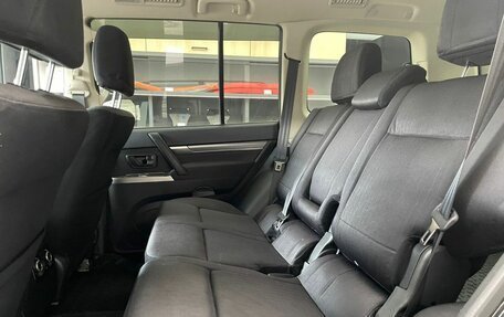 Mitsubishi Pajero IV, 2015 год, 3 130 000 рублей, 11 фотография