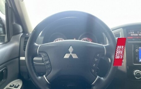 Mitsubishi Pajero IV, 2015 год, 3 130 000 рублей, 13 фотография