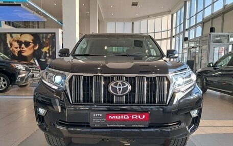 Toyota Land Cruiser Prado 150 рестайлинг 2, 2020 год, 6 328 000 рублей, 6 фотография