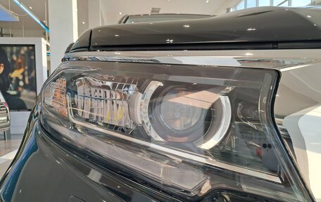 Toyota Land Cruiser Prado 150 рестайлинг 2, 2020 год, 6 328 000 рублей, 21 фотография