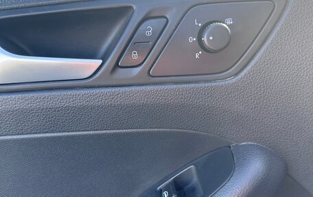 Volkswagen Jetta VI, 2013 год, 949 999 рублей, 11 фотография