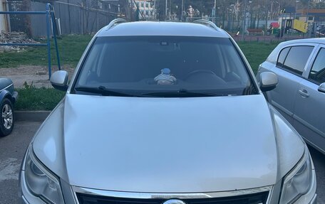 Volkswagen Tiguan I, 2011 год, 1 200 000 рублей, 2 фотография