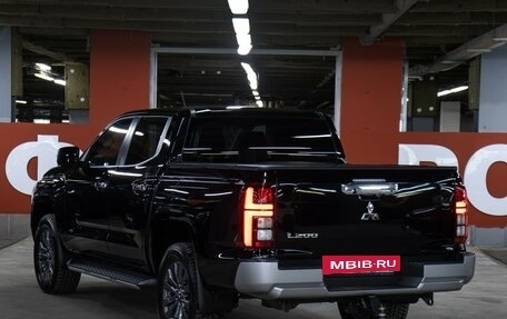 Mitsubishi L200, 2024 год, 4 950 000 рублей, 6 фотография
