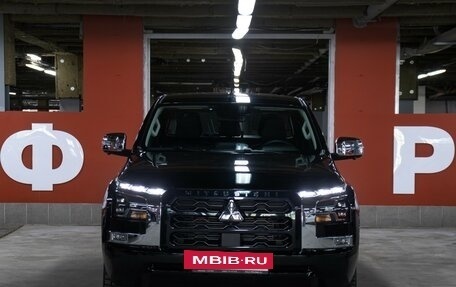 Mitsubishi L200, 2024 год, 4 950 000 рублей, 2 фотография