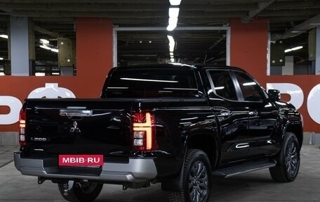 Mitsubishi L200, 2024 год, 4 950 000 рублей, 4 фотография
