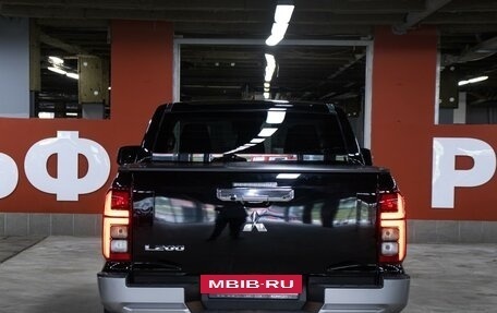 Mitsubishi L200, 2024 год, 4 950 000 рублей, 5 фотография