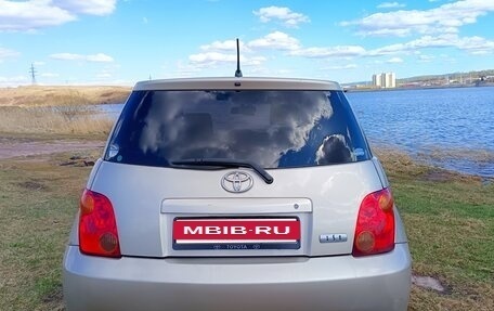 Toyota Ist II, 2002 год, 520 000 рублей, 2 фотография