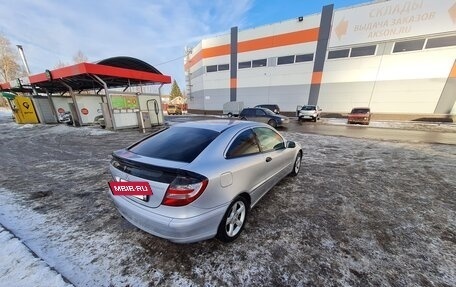 Mercedes-Benz C-Класс, 2004 год, 510 000 рублей, 6 фотография