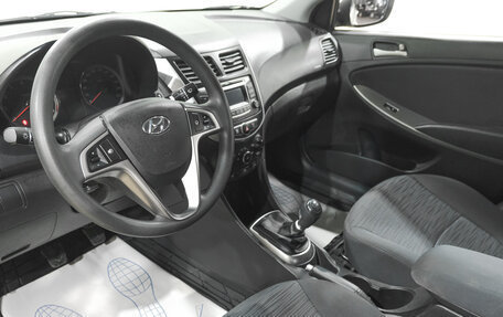 Hyundai Solaris II рестайлинг, 2016 год, 1 049 000 рублей, 8 фотография