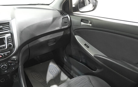 Hyundai Solaris II рестайлинг, 2016 год, 1 049 000 рублей, 12 фотография
