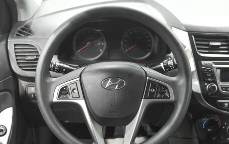 Hyundai Solaris II рестайлинг, 2016 год, 1 049 000 рублей, 14 фотография