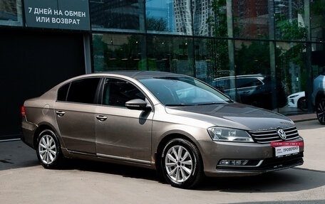 Volkswagen Passat B7, 2011 год, 847 000 рублей, 3 фотография