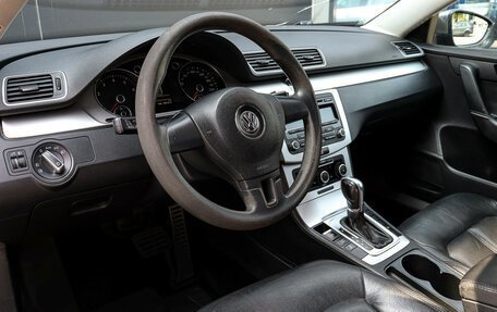 Volkswagen Passat B7, 2011 год, 847 000 рублей, 15 фотография