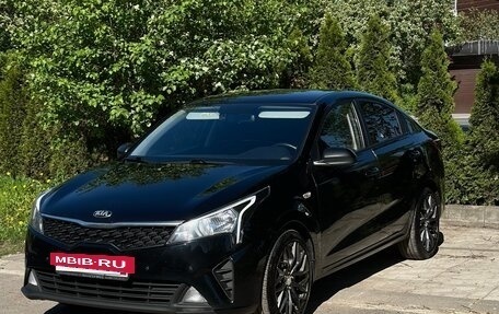 KIA Rio IV, 2021 год, 1 650 000 рублей, 5 фотография