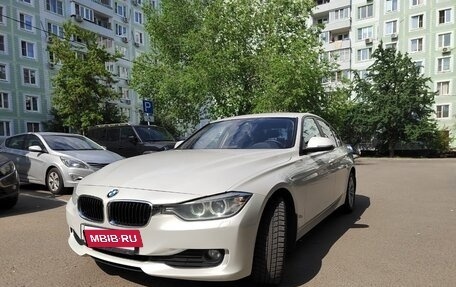 BMW 3 серия, 2015 год, 1 590 000 рублей, 9 фотография