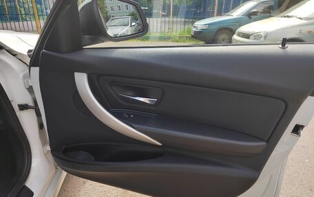 BMW 3 серия, 2015 год, 1 590 000 рублей, 24 фотография