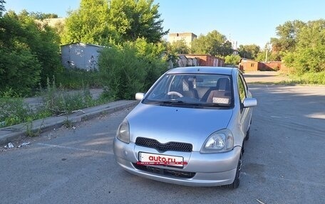 Toyota Vitz, 1999 год, 319 000 рублей, 2 фотография