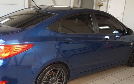 Hyundai Solaris II рестайлинг, 2015 год, 1 300 000 рублей, 5 фотография