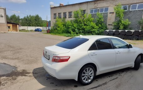 Toyota Camry, 2011 год, 1 600 000 рублей, 2 фотография