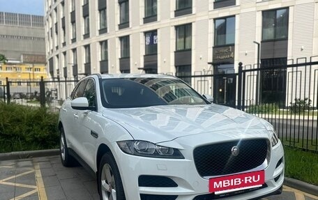 Jaguar F-Pace, 2017 год, 2 445 000 рублей, 2 фотография