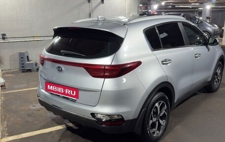 KIA Sportage IV рестайлинг, 2019 год, 2 350 000 рублей, 4 фотография