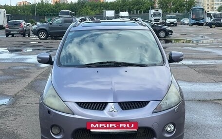 Mitsubishi Grandis, 2004 год, 675 000 рублей, 3 фотография