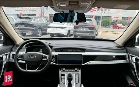 Geely Atlas I, 2022 год, 1 580 000 рублей, 3 фотография