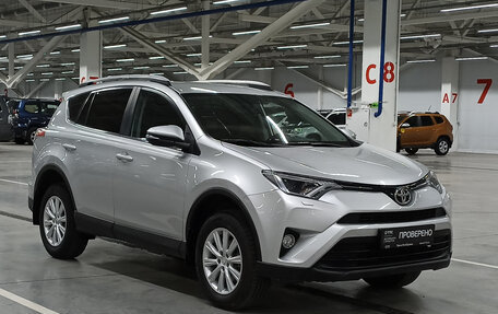Toyota RAV4, 2019 год, 2 199 000 рублей, 7 фотография
